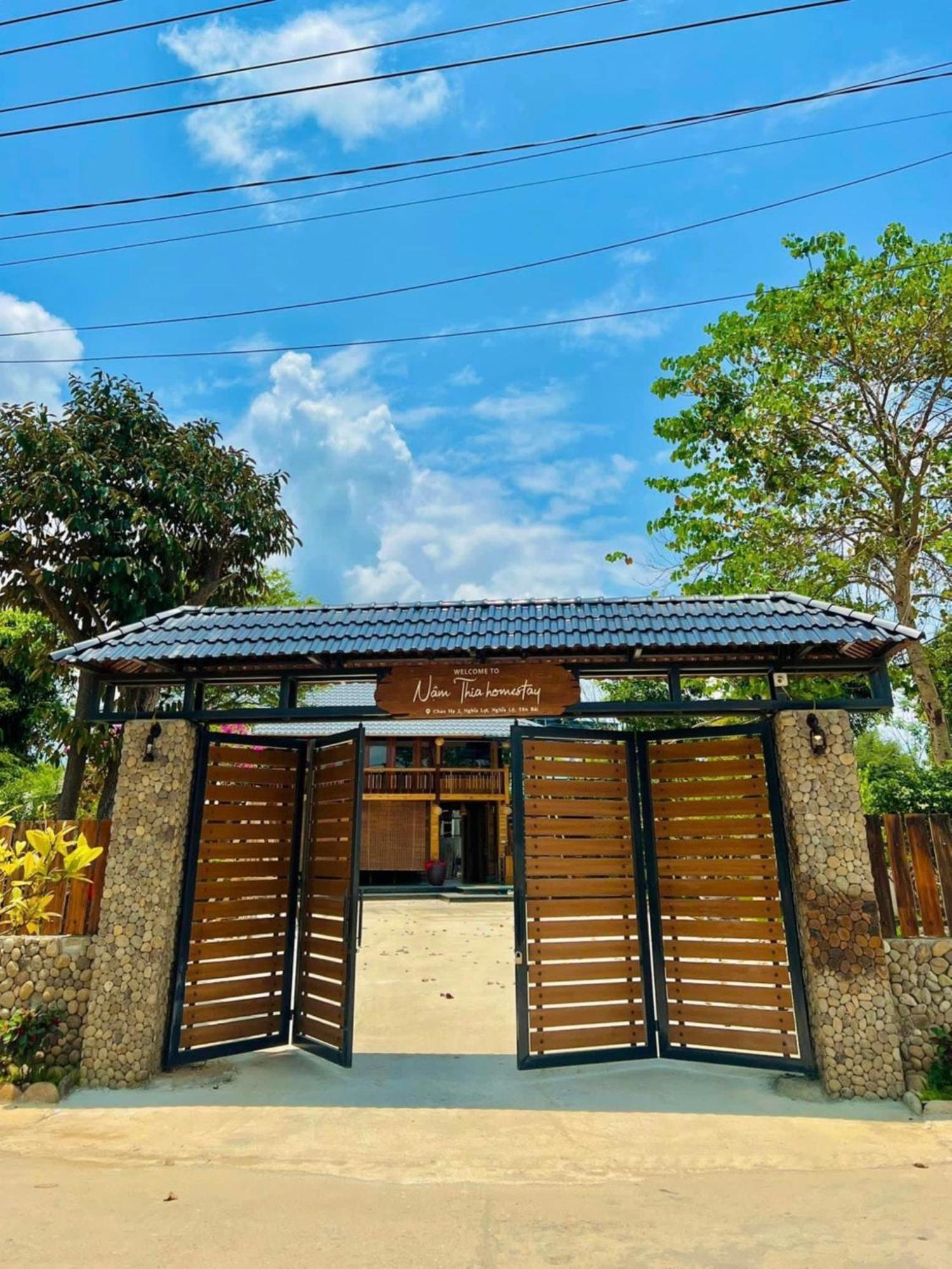 Nam Thia Homestay イエンバイ エクステリア 写真