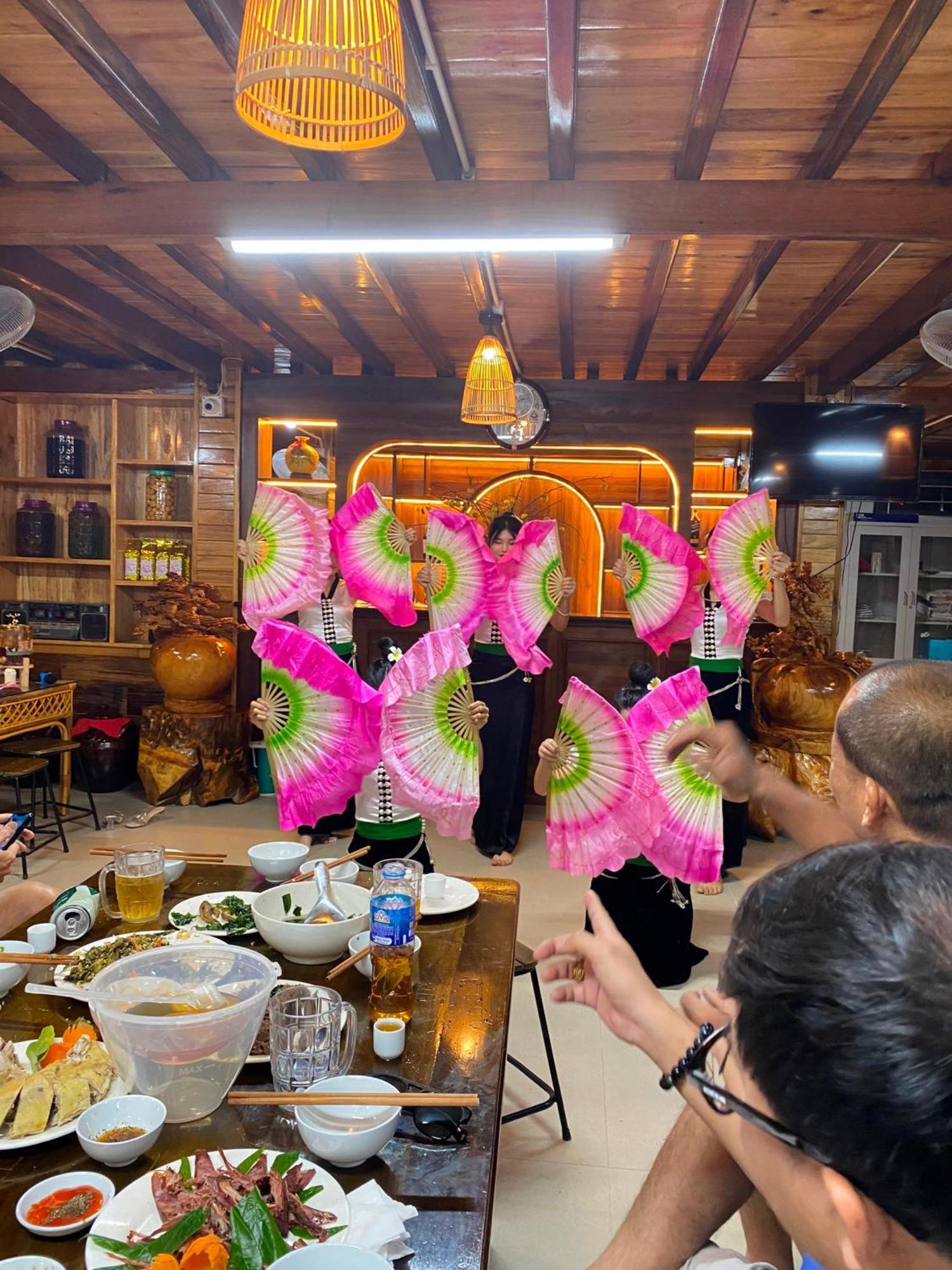Nam Thia Homestay イエンバイ エクステリア 写真