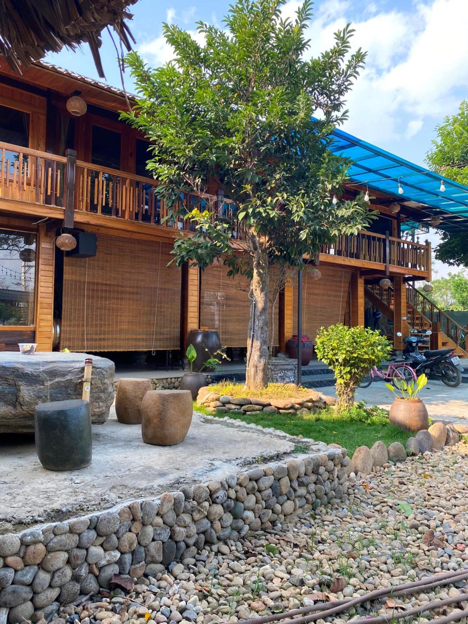 Nam Thia Homestay イエンバイ エクステリア 写真