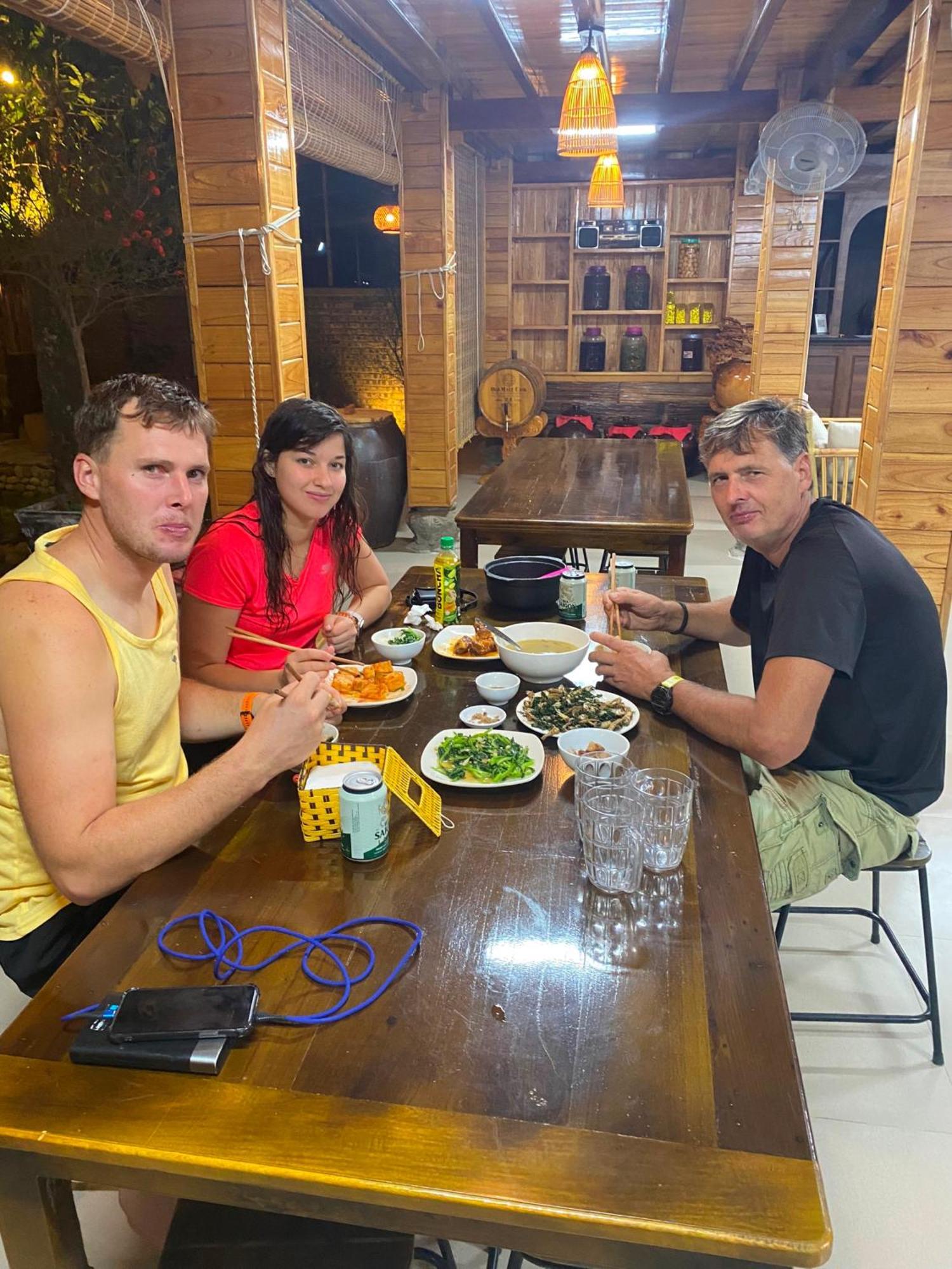 Nam Thia Homestay イエンバイ エクステリア 写真
