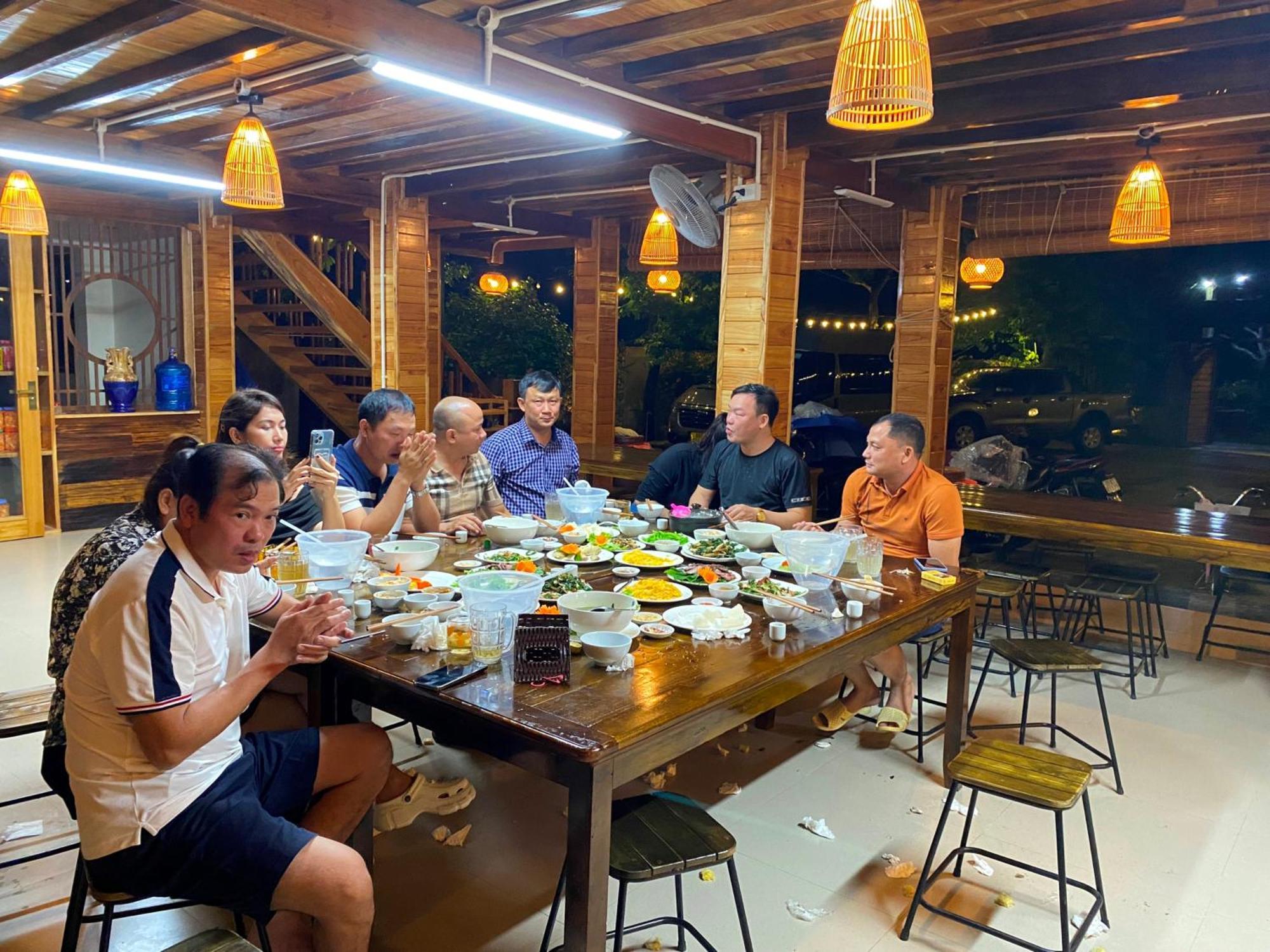 Nam Thia Homestay イエンバイ エクステリア 写真